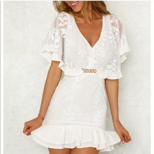 Hello Molly White flowy mini dress